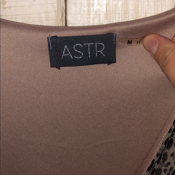 ASTR Cheetah Print Long Sleeve Romper - Picture 5 of 6